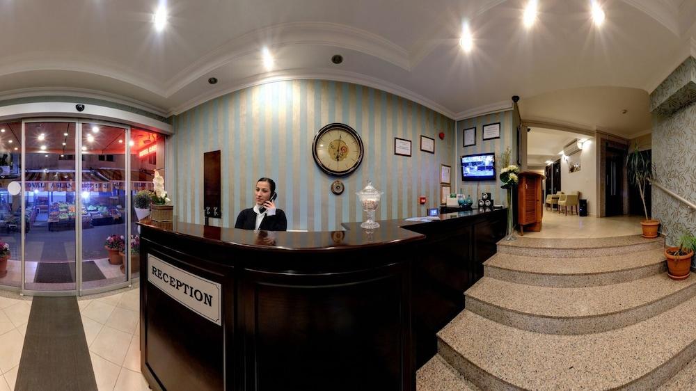 Marine House Boutiqe Hotel