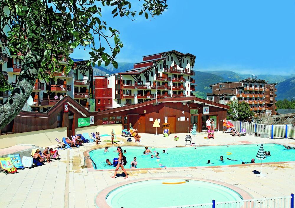 بيري آند فاكانسيز ريزدانس لو كريستيانا أخرى