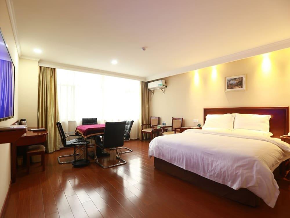 GreenTree Inn ChiZhou PingTian Lake QingFeng Avenue Hotel Featured Image