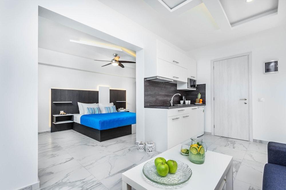 أستيرياز بريميوم هوليداي أبارتمنتس