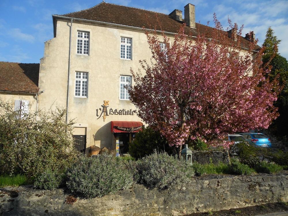 Auberge de L'Abbatiale Featured Image