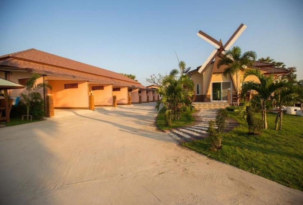 Naphet Resort Others