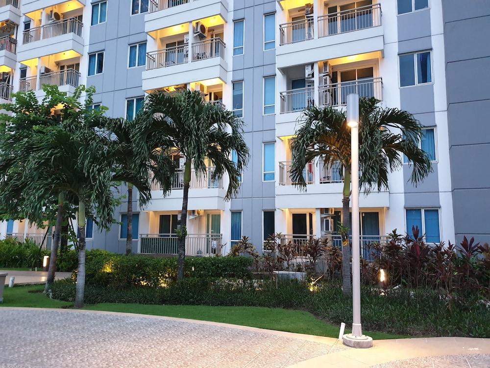 Cosmy Tanglin Apartment Exterior