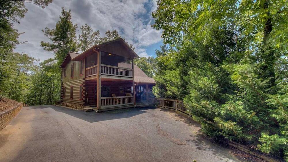 Owls Nest by Escape to Blue Ridge Exterior