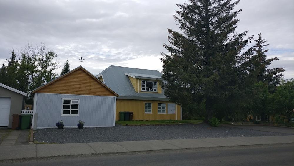 Birta Guesthouse Exterior