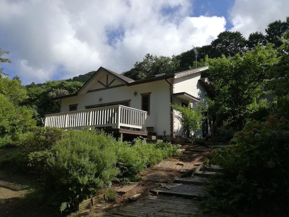 kuu and fuu Property Grounds