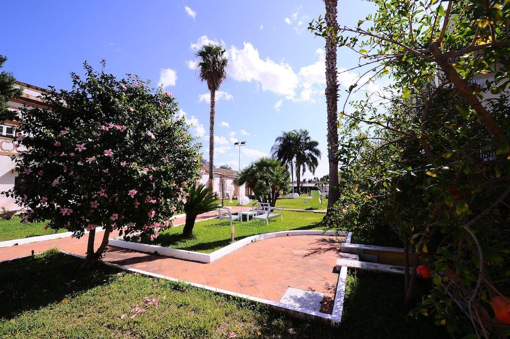 كاسينا دي كولي، شور هوتل كوليكشن باي بست ويسترن المنطقة الخارجية