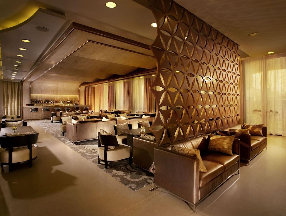 Harbour Grand Hong Kong Interior