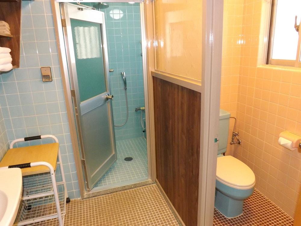 Condominium Sango Bathroom