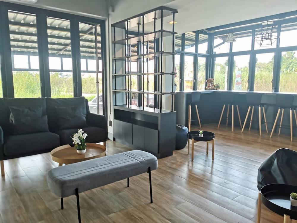 J2 Residence Chiang Rai Lobby