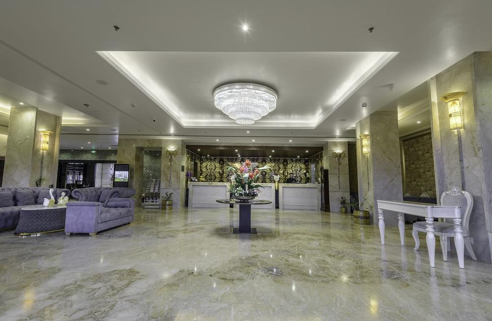 Clarion Inn Jaipur Reception