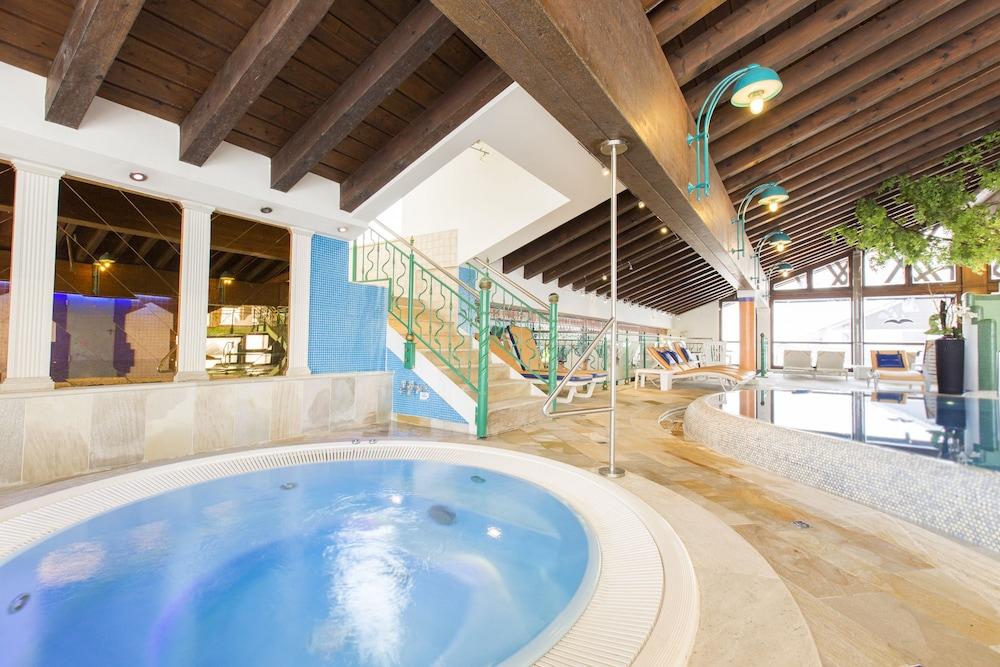 Das Kaltschmid Indoor Pool