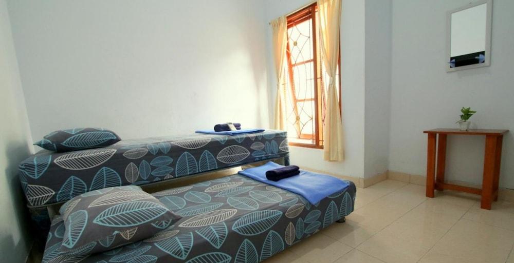 D'Java Homestay Seturan by The GrandJava Room