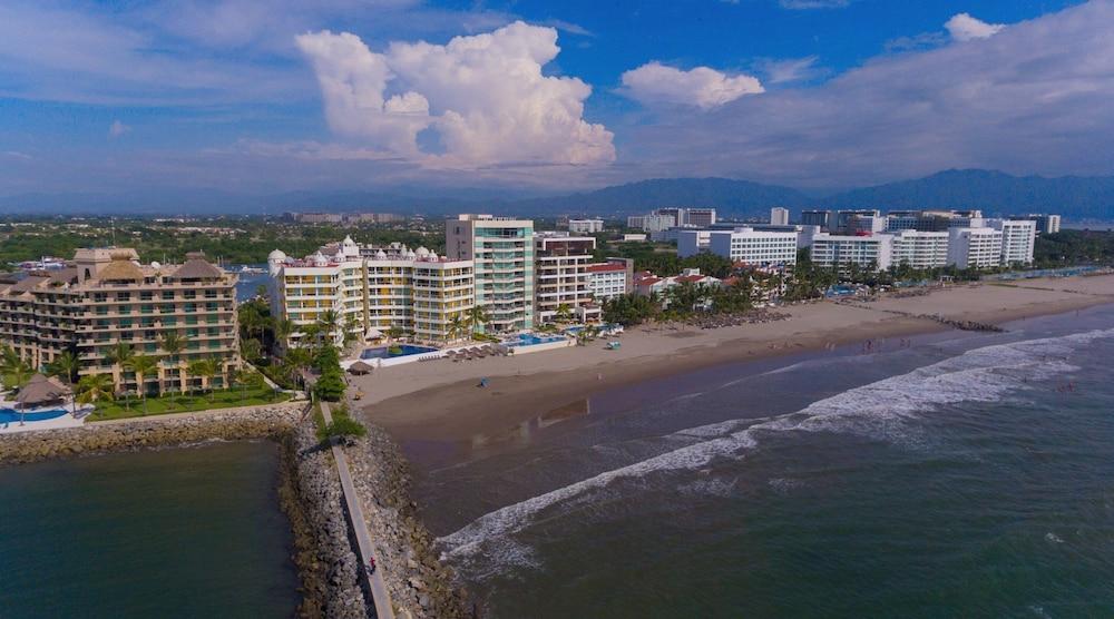 كوندو فيلا فيستا 1004