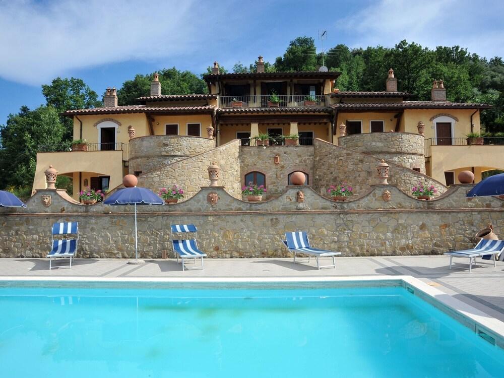 Apartment in Villa With Swimming Pool