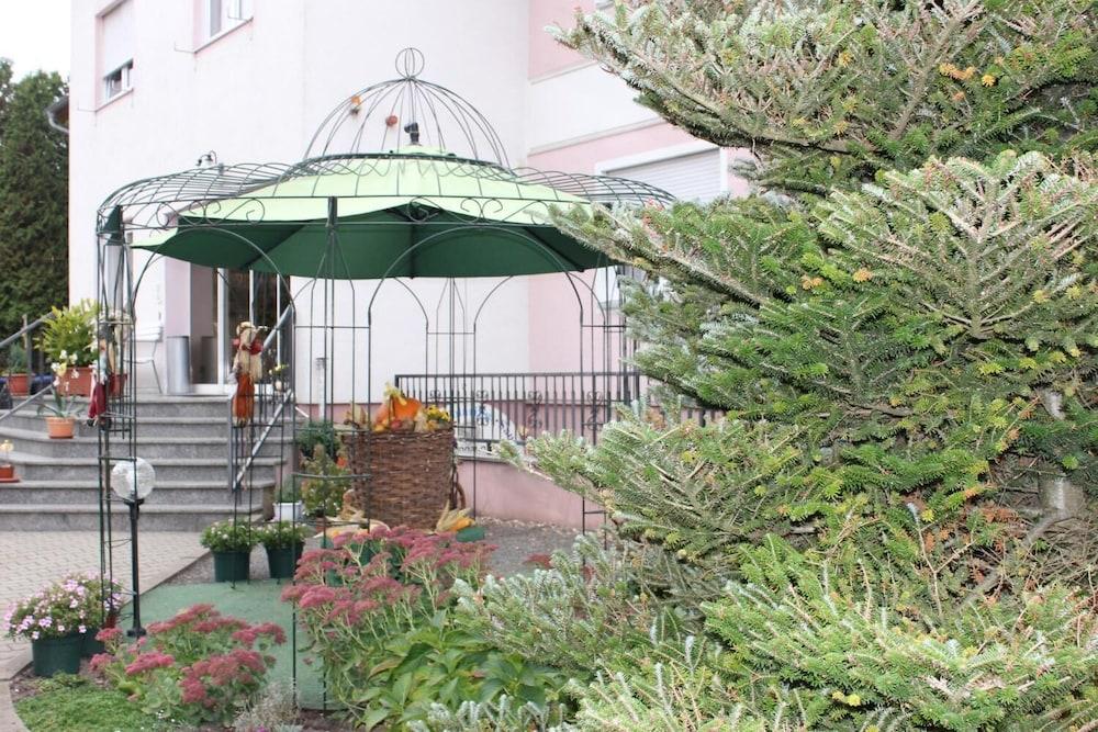Kirchner Exterior
