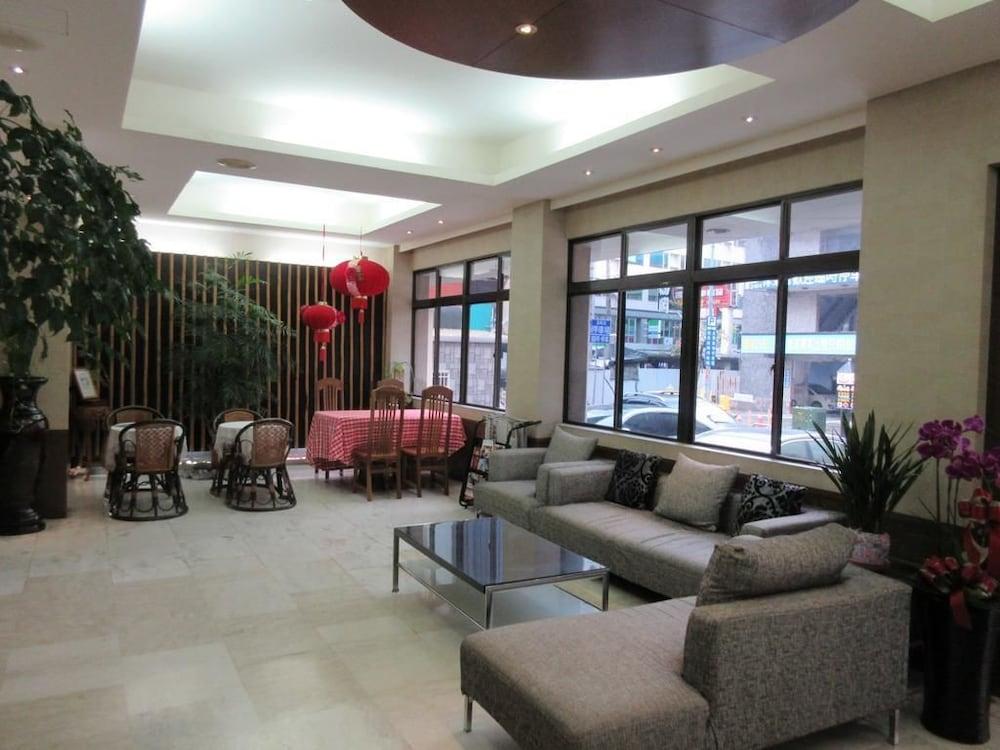 Hefong JAEE Hotel Lobby