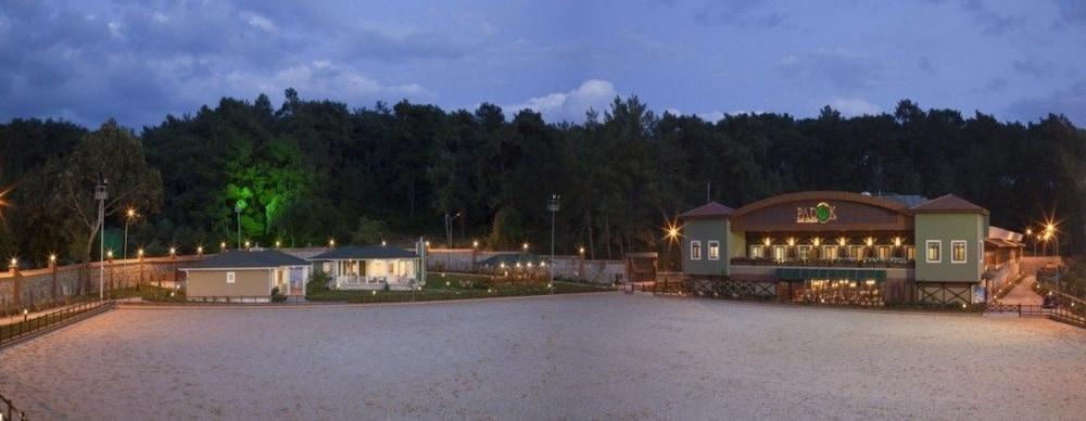 بادوك بريميوم هوتل آند ستابلز المنطقة الخارجية