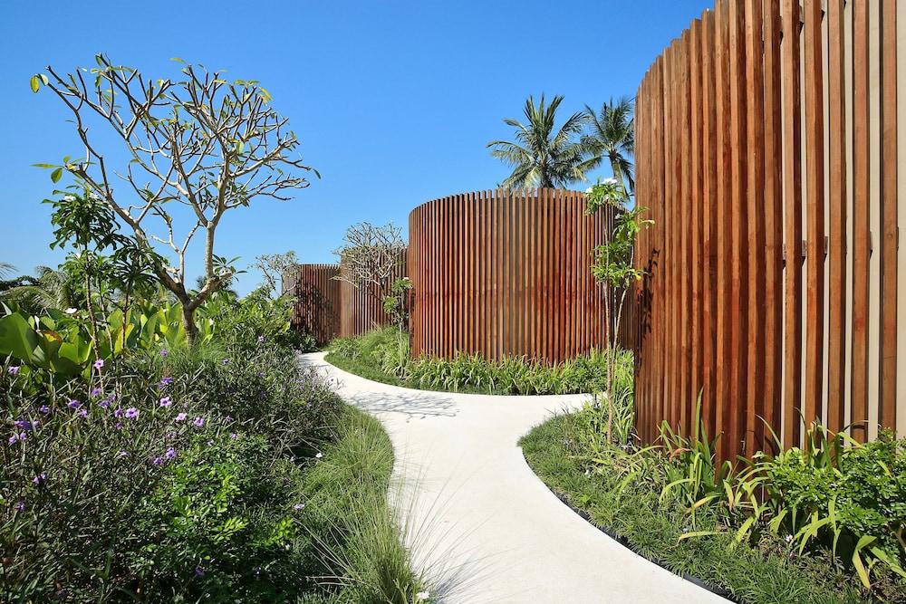 Candi Beach Resort and Spa Exterior