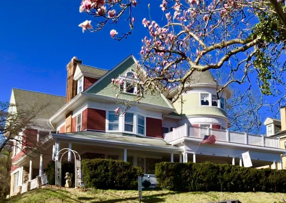Berkeley House B&B