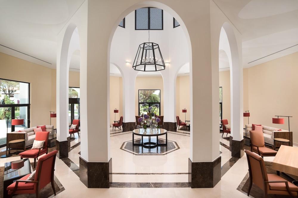 Pine Cliffs Gardens Reception