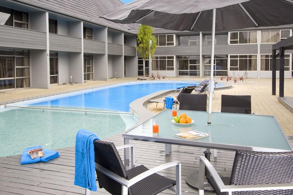 Apollo Hotel Rotorua Featured Image