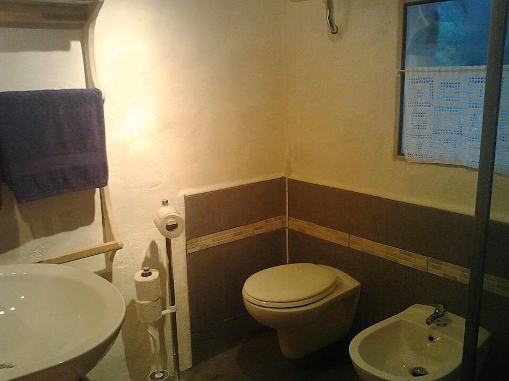 Stazzu la Capretta Bathroom