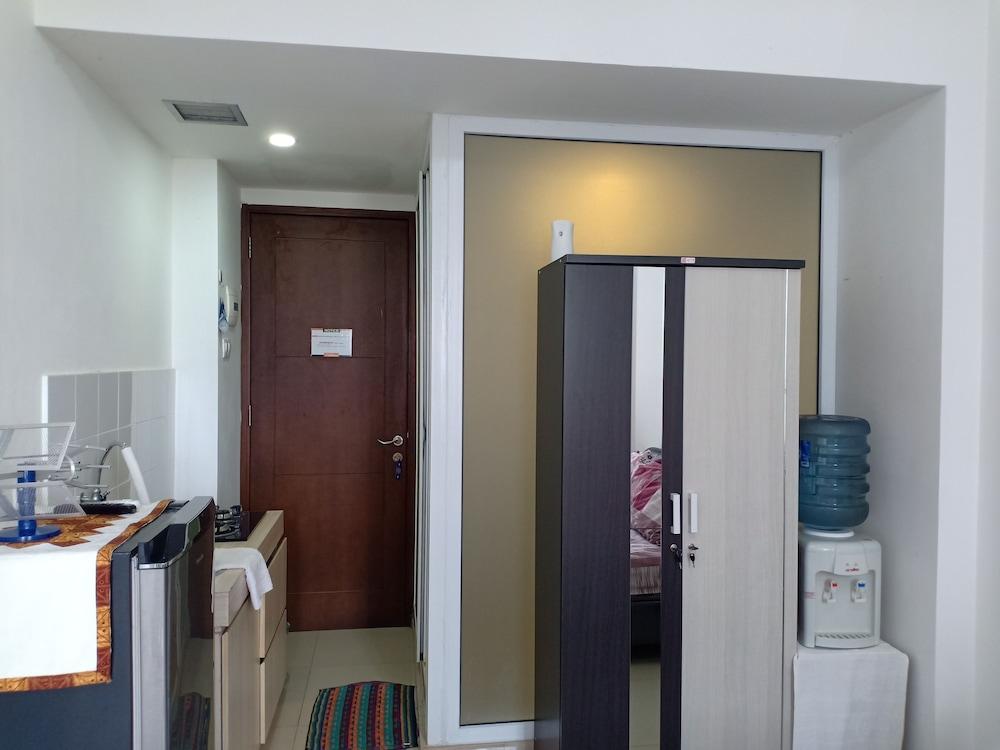 AGV Apartment Yogyakarta Interior Entrance