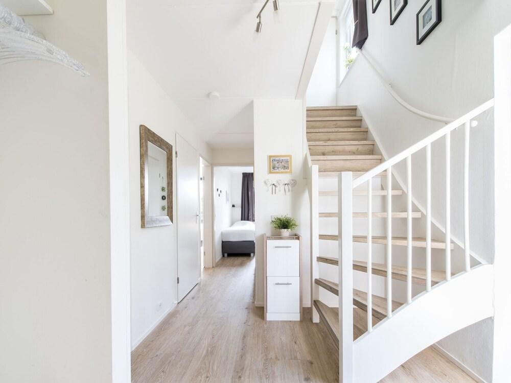 سيمي-ديتاشيد هاوس نير نورد بيفيلاند بيتش منطقة الاستقبال