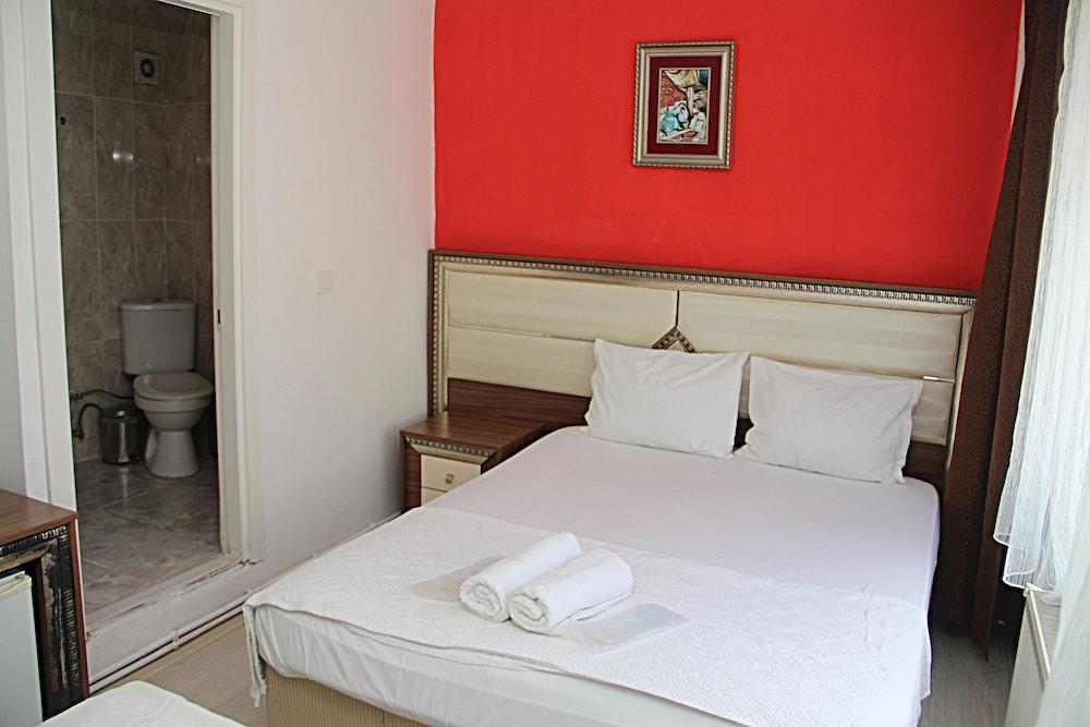 Sultanahmet Endless Hotel Room