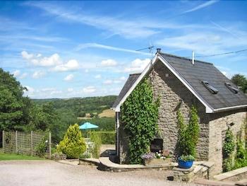 Robin's Barn