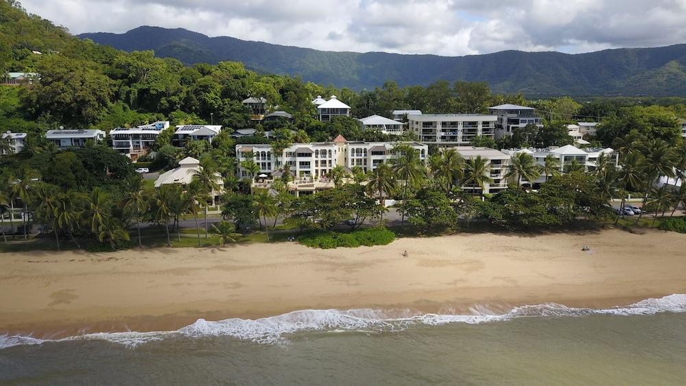 سي تشينج بيتش فرونت أبارتمينتس منظر من الجو