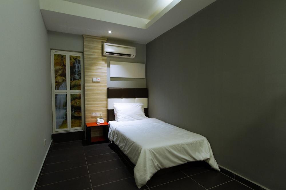 JS Hotel Room