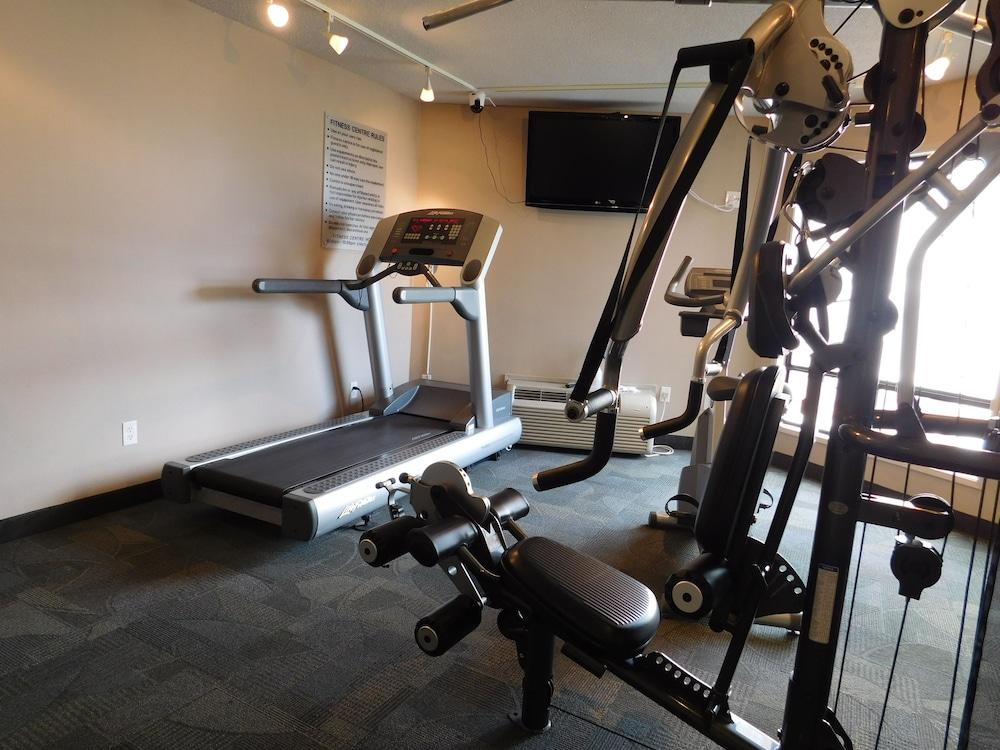 Ramada by Wyndham Kamloops Fitness Facility