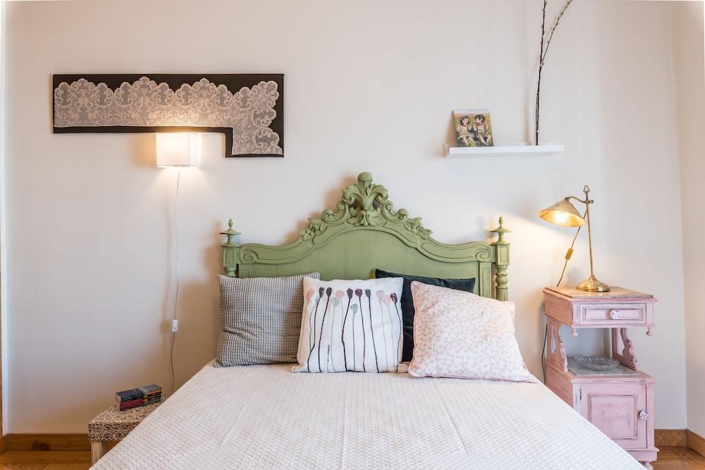 فاراندا دو كاستيلو تشارمينج أبارتمنت غرفة