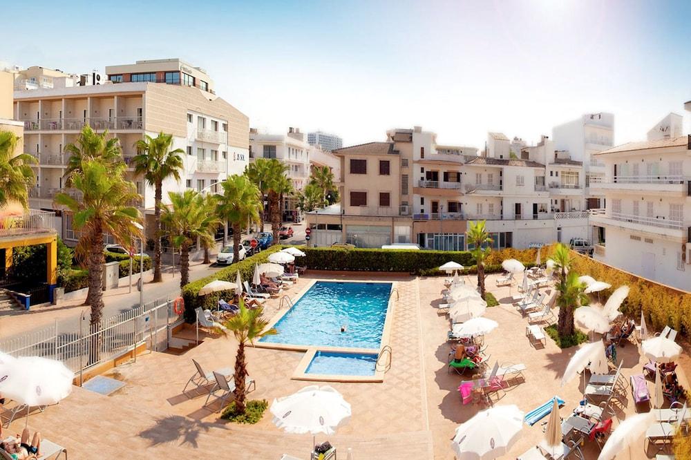 Hotel JS Sol de Can Picafort - Adults Only Exterior