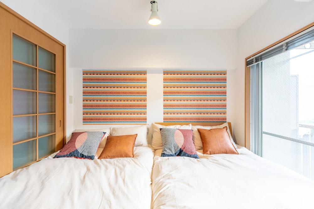 Shibuya & Omotesando, 7 min walk Room