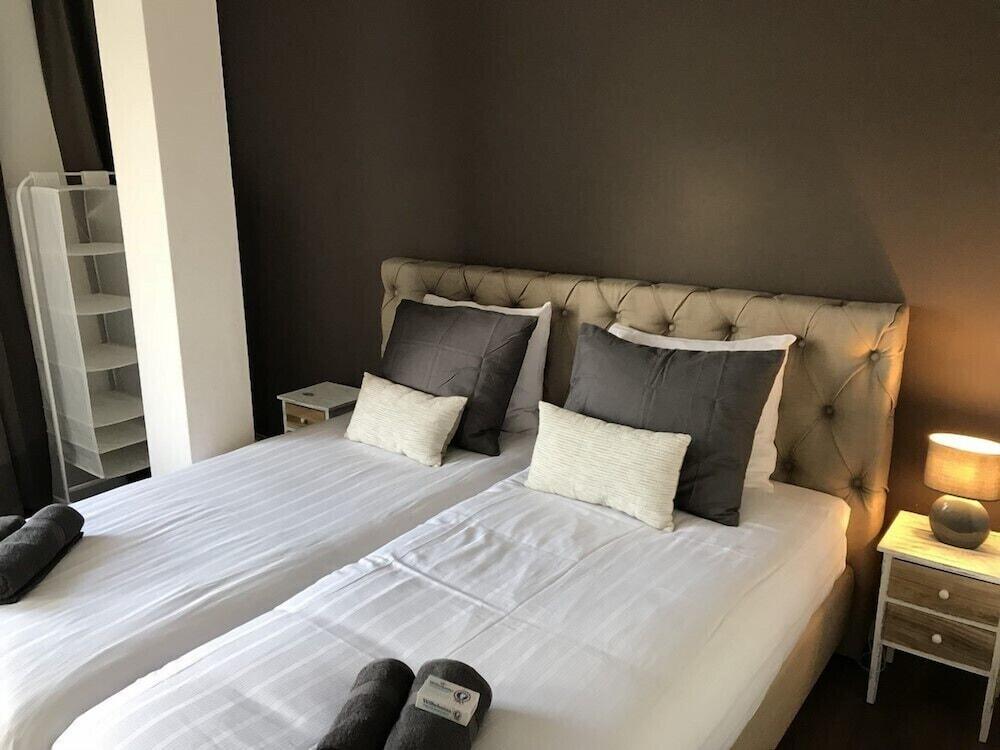 سيتي أبارت هوتل  بولوفارد