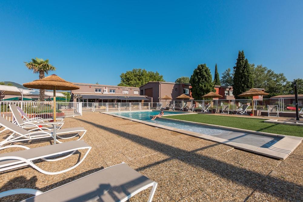 ibis Montelimar Nord Waterslide