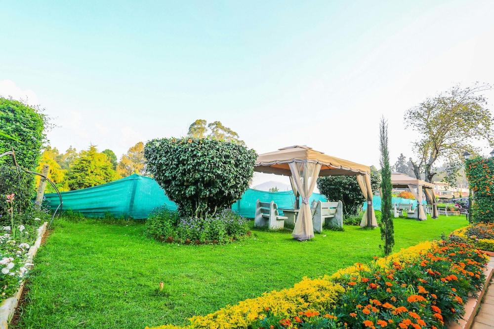 Treebo Yantra Leisures Exterior