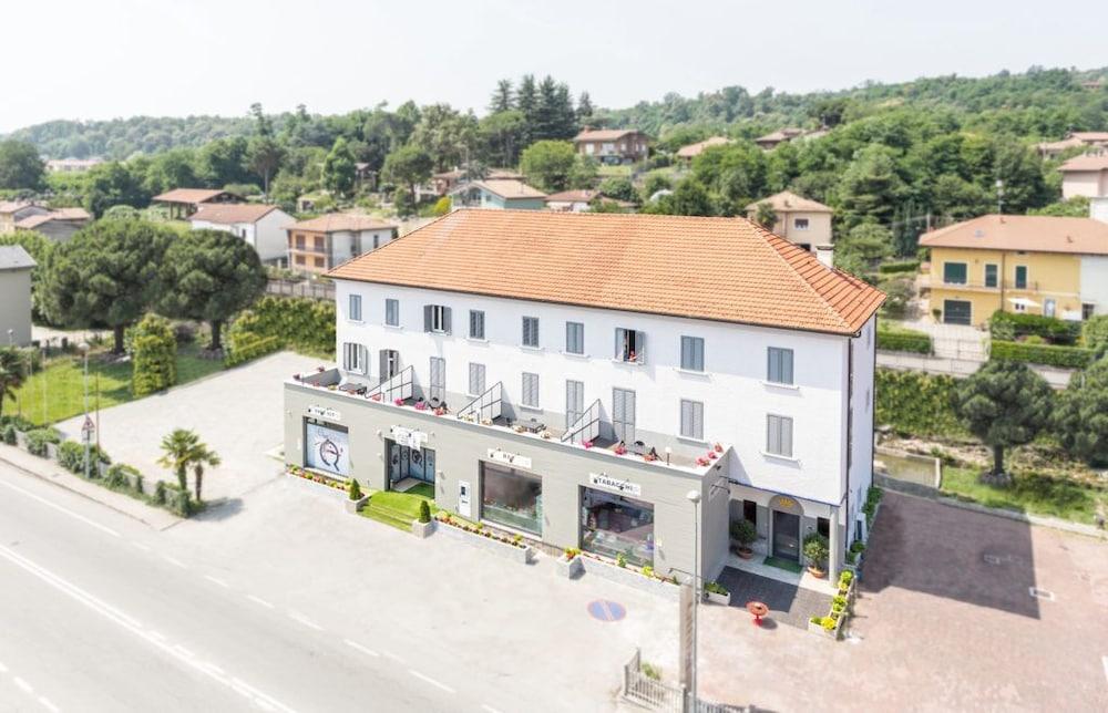 هوتل إيتاليا دورميليتو