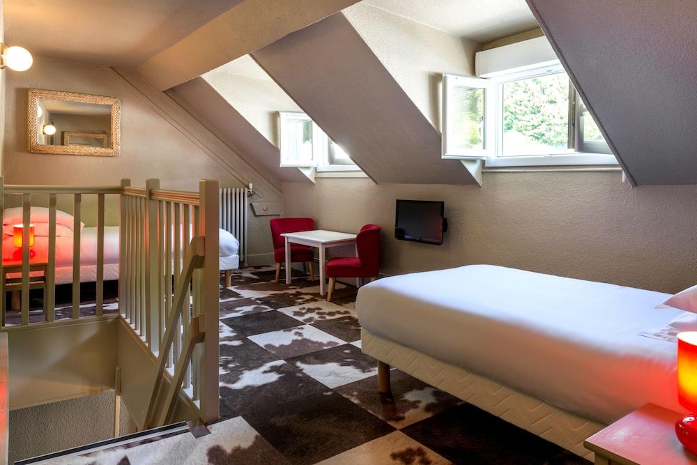 Hôtel de Russie Room