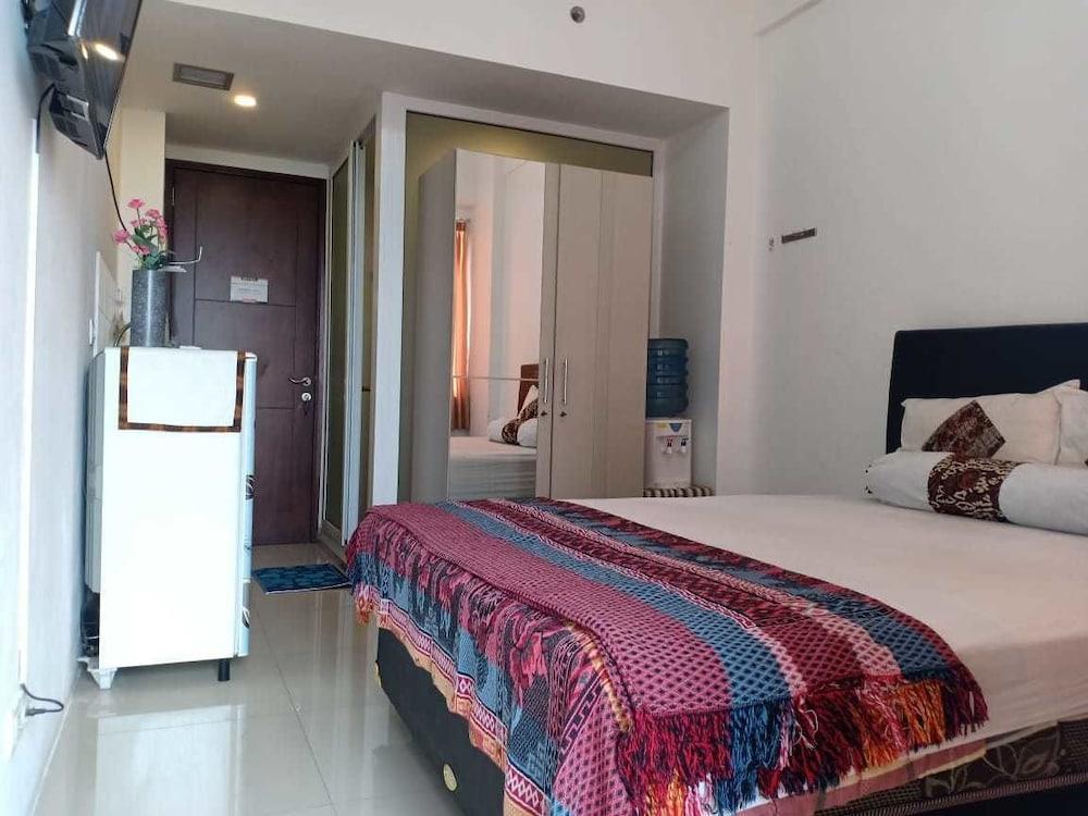 AGV Apartment Yogyakarta Room
