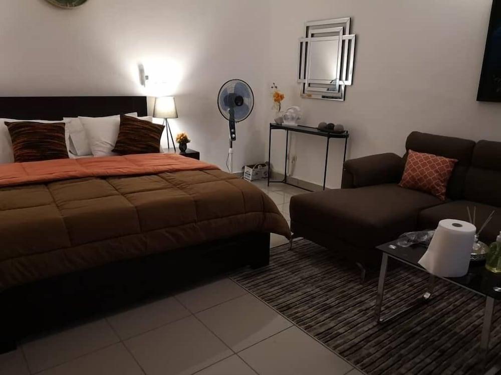Yopougon Serenity Abidjan Room