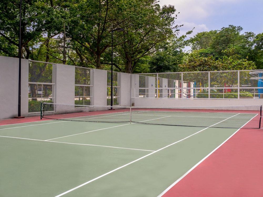 Orchard Scotts Residences Tennis Court