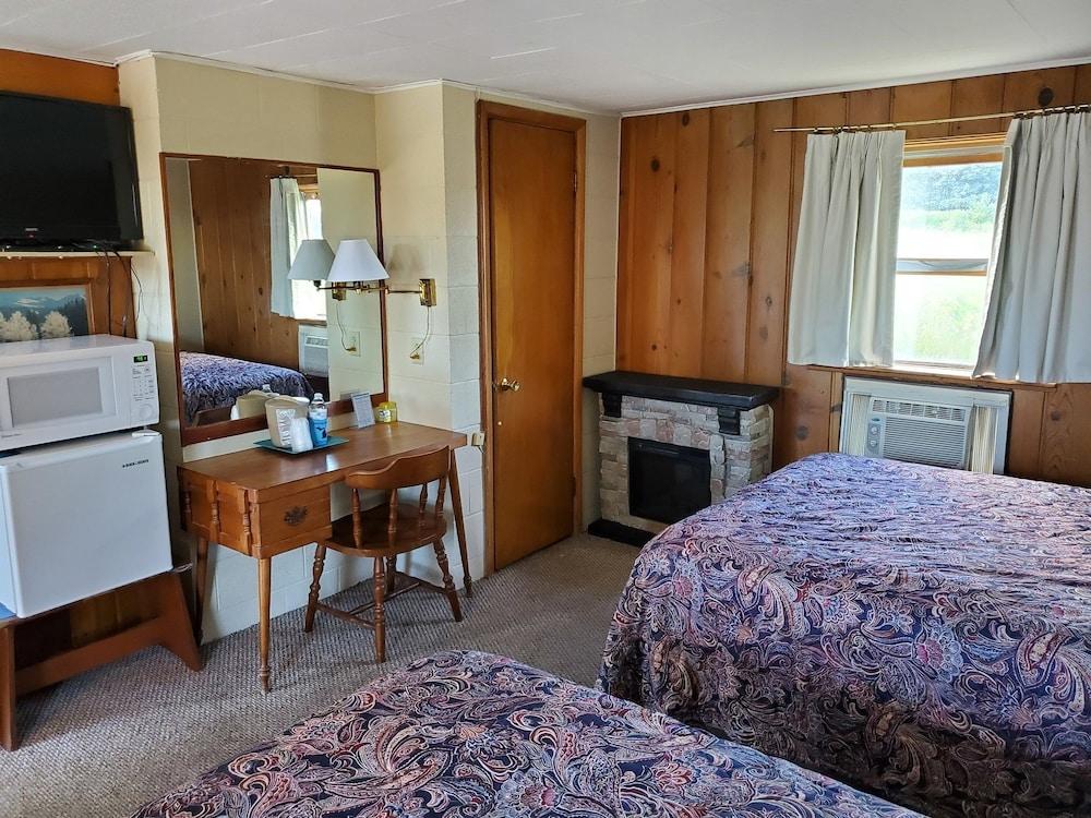 The Last Resort Room