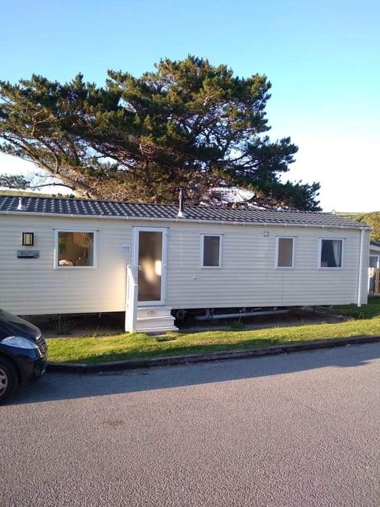 3 bed Static Caravan in Newquay 5 Mins From Beach Exterior