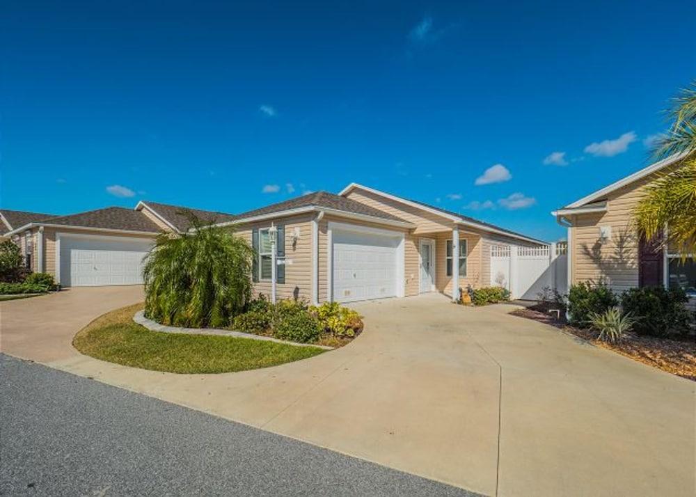 أمبر كورت 871 باي وايت بيليكان في آر