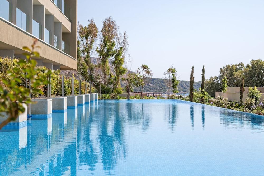 Amada Colossos Resort Outdoor Pool