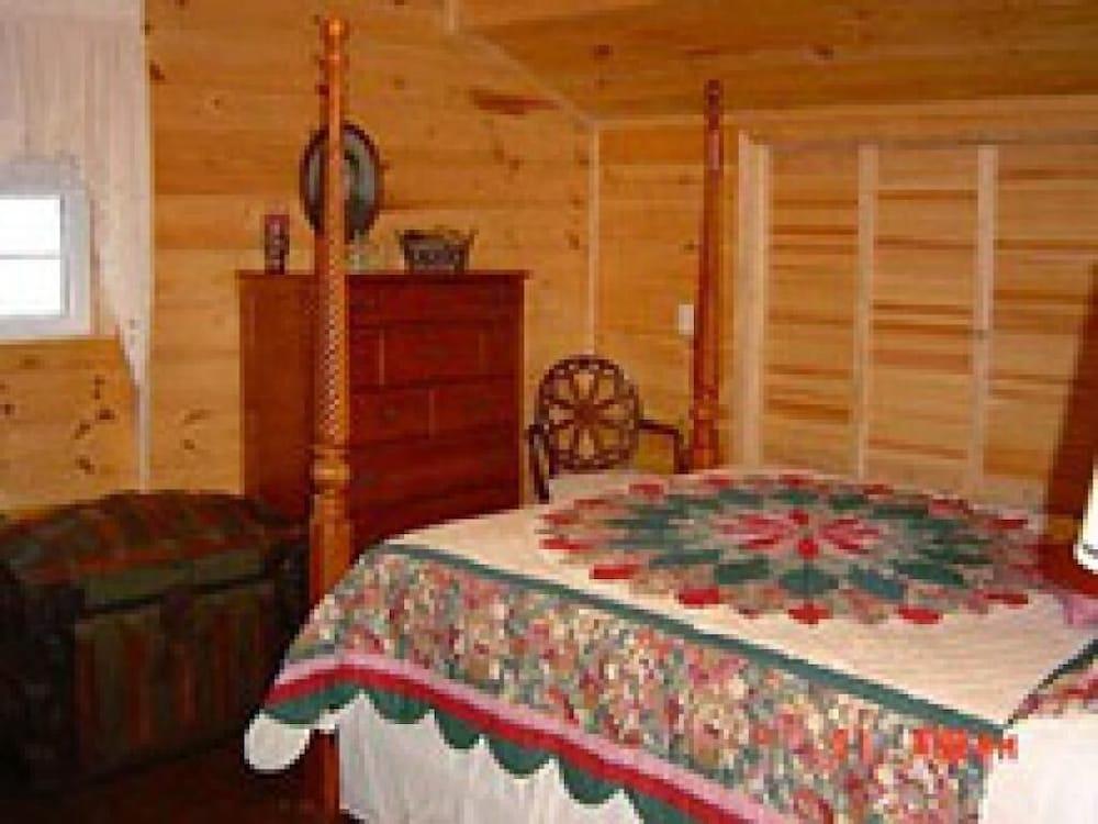 ميستي ماونتن رانش بد آند بريكفاست كابينز أخرى